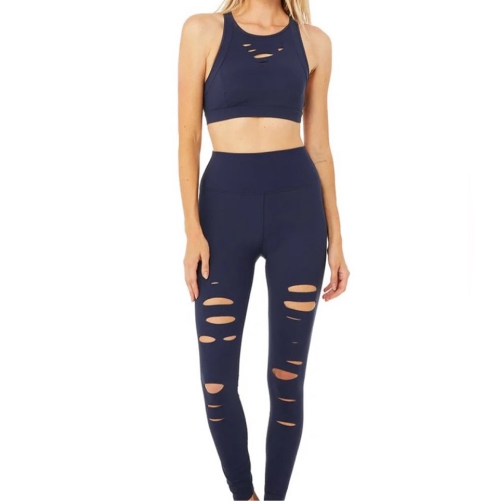 (SET) ALO Yoga Navy High Waist Ripped Warrior leggings and bra - Small
